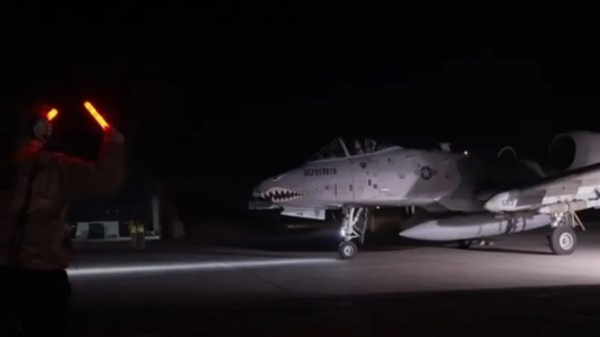غارات أمريكية واسعة في سوريا تقتل 5 من داعش وتستهدف 70 موقعاً