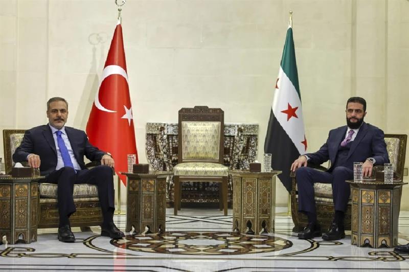 أنقرة ودمشق تتهمان «قسد» بالمماطلة في الاندماج وتلوّحان بنفاد الصبر