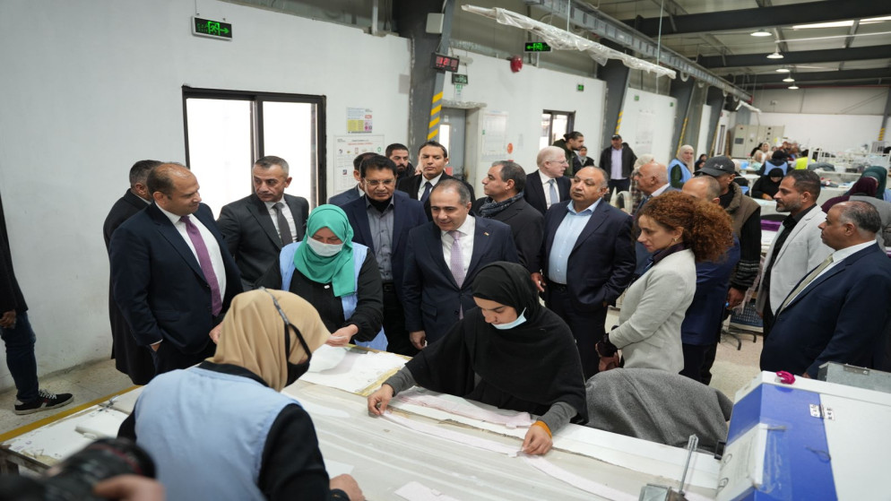 وزير الاستثمار يعلن التوسعة الثالثة لـمجمع الظليل الصناعي