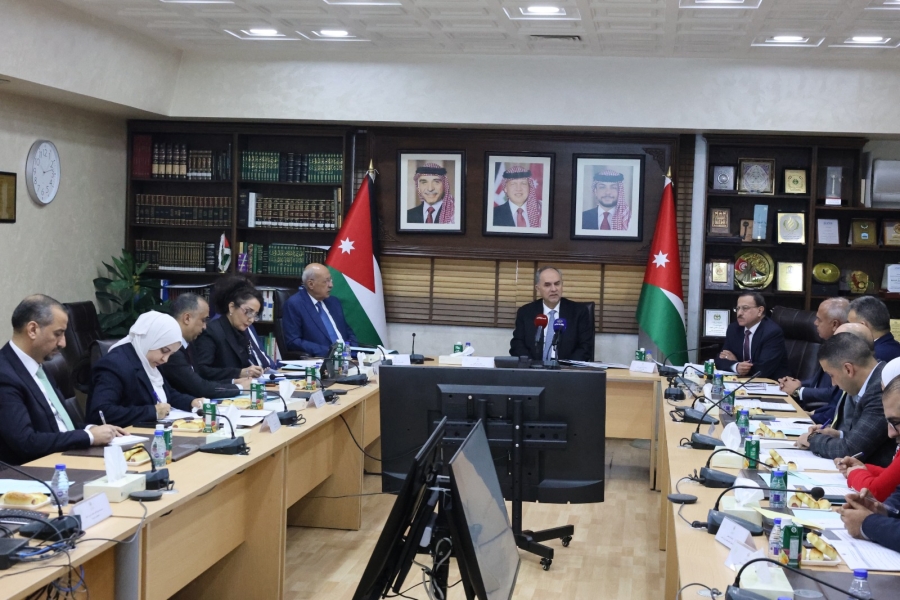 وزير العدل يترأس اجتماع اللجنة الوطنية لمنع الاتجار بالبشر