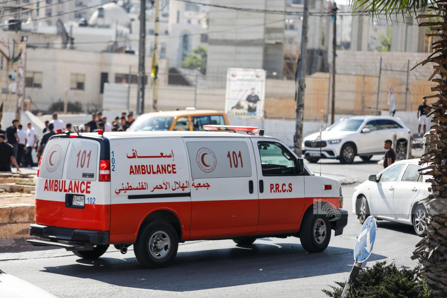 إصابة فلسطيني برصاص الاحتلال خلال محاولته عبور جدار الفصل شمال القدس