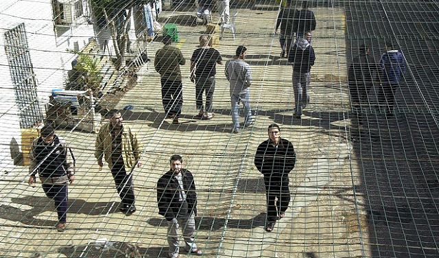 اعتقالات الضفة 2025.. 7500 معتقل وتصعيد خطير يستهدف الاطفال