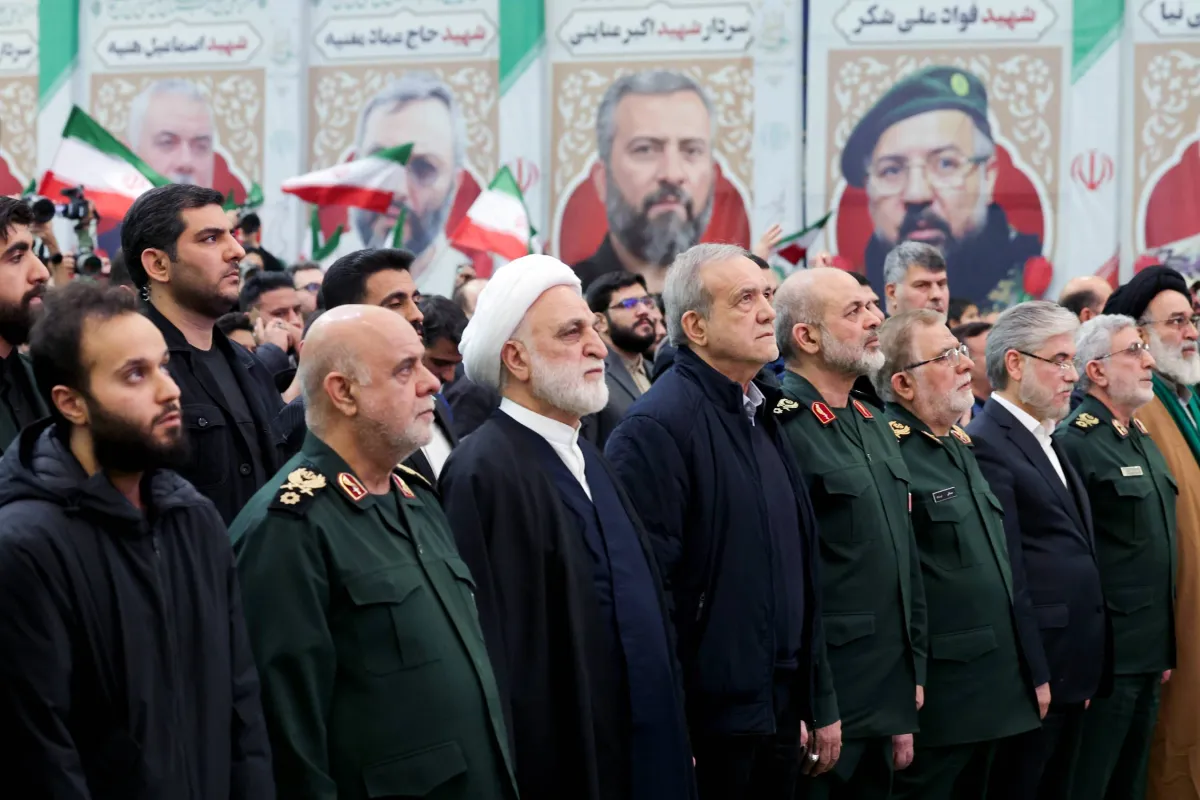 بزشكيان يعلن معيشة الإيرانيين خطا أحمر مع دخول الاحتجاجات يومها الخامس