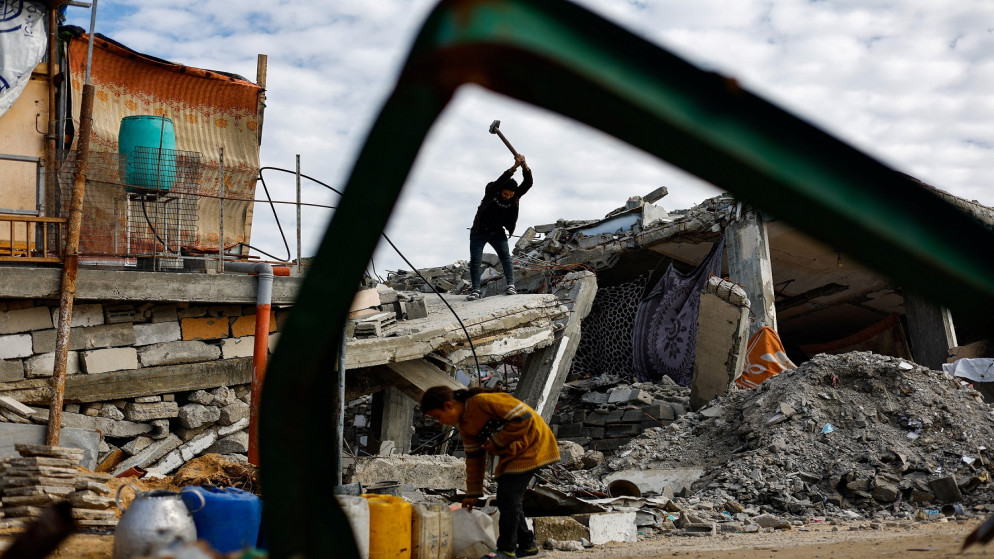 حصيلة شهداء العدوان على غزة تتجاوز 71 ألفاً وسط استمرار انتشال الجثامين