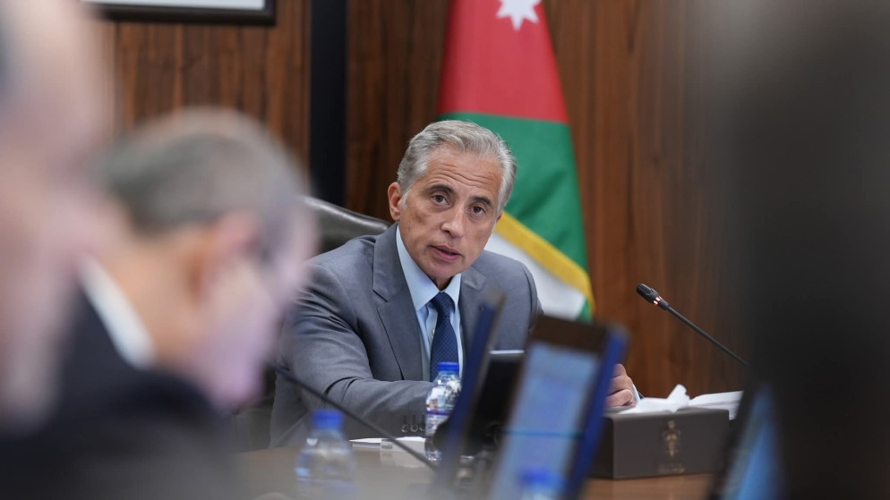 حسّان يؤكد ضرورة البناء على المؤشرات الاقتصادية الإيجابية