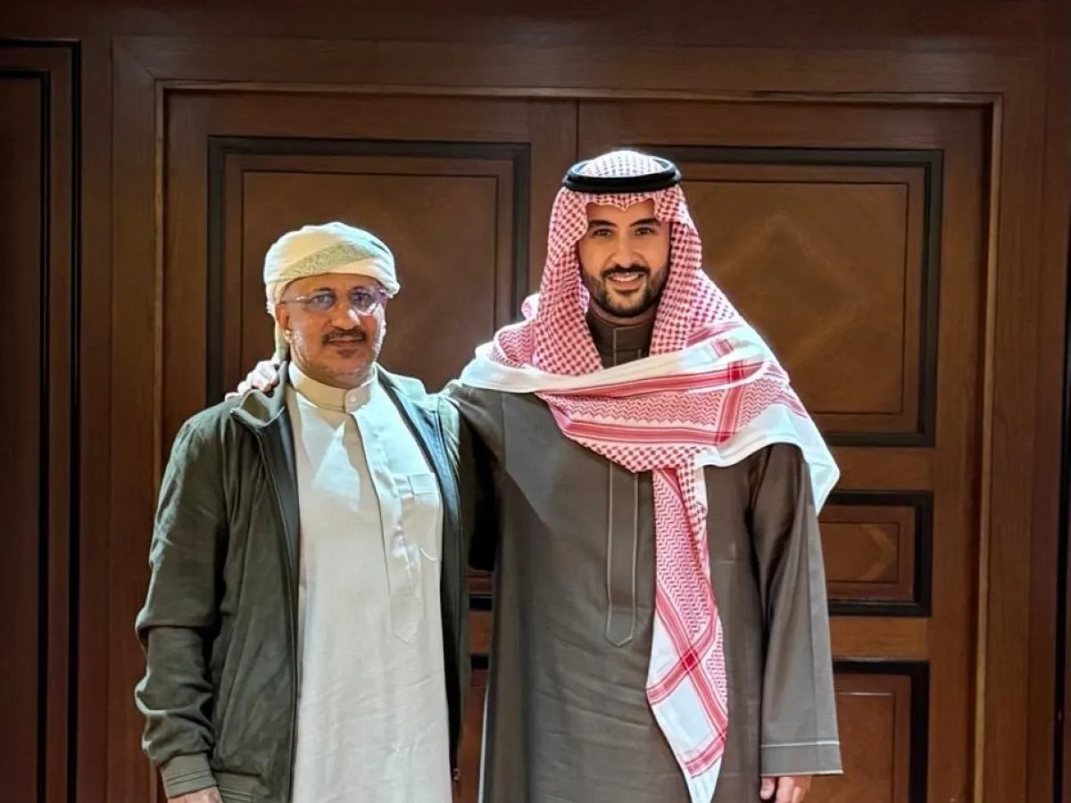 كيف احتوت السعودية أزمة جنوب اليمن عبر الاحتواء والحوار؟