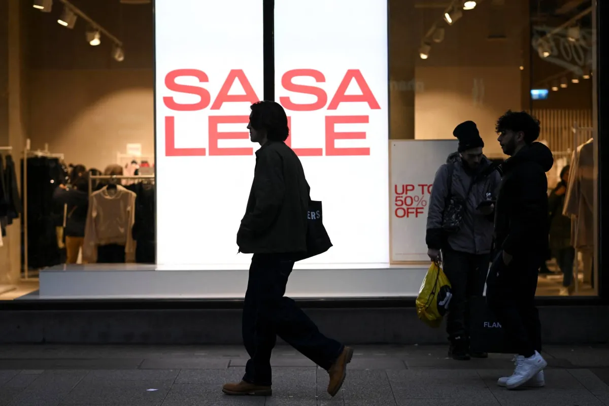 قطاع الخدمات البريطاني يخيّب التوقعات مع استمرار ضغوط التضخم