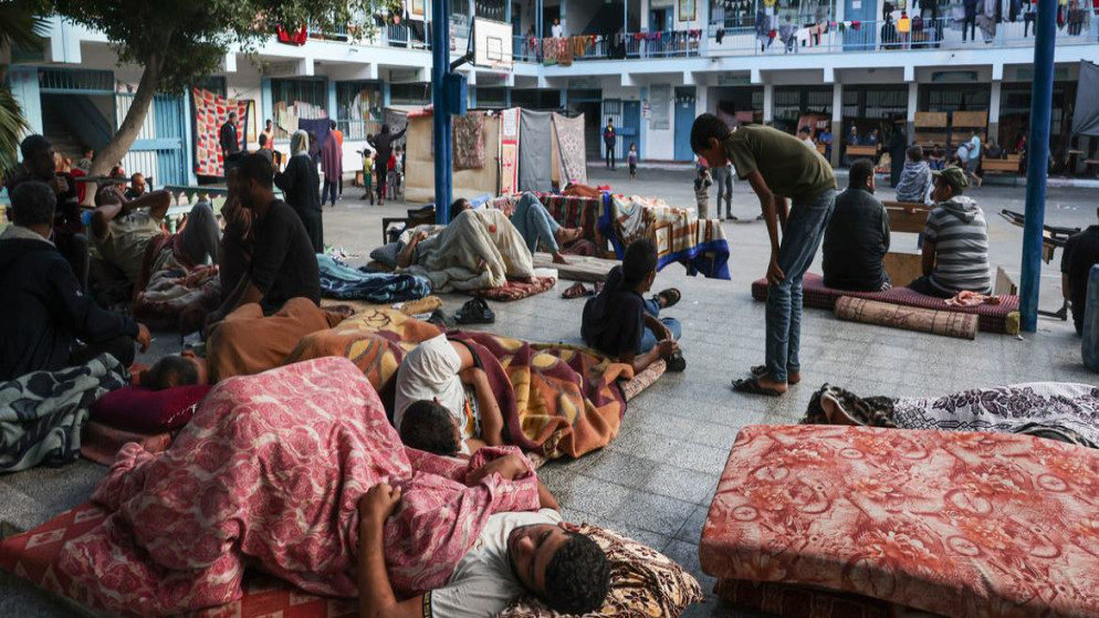 غزة: تحذيرات من انتشار فيروسات متحورة وسط انهيار المناعة