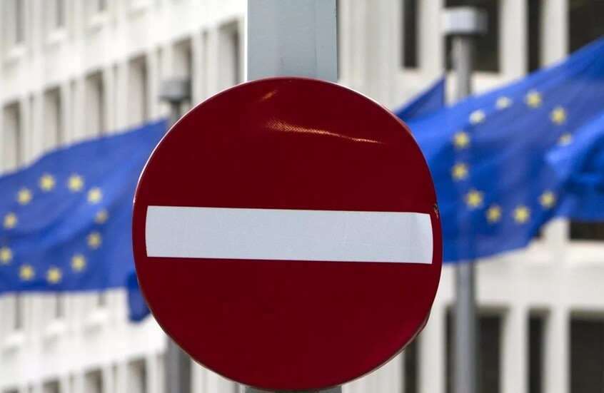 الاتحاد الأوروبي يخفض سقف سعر النفط الروسي إلى 44.1 دولاراً للبرميل