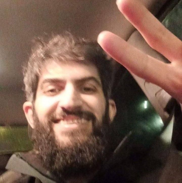 بعد 3 أيام من الإفراج عنه.. الصحفي الفلسطيني مجاهد بني مفلح يدخل العناية المركزة