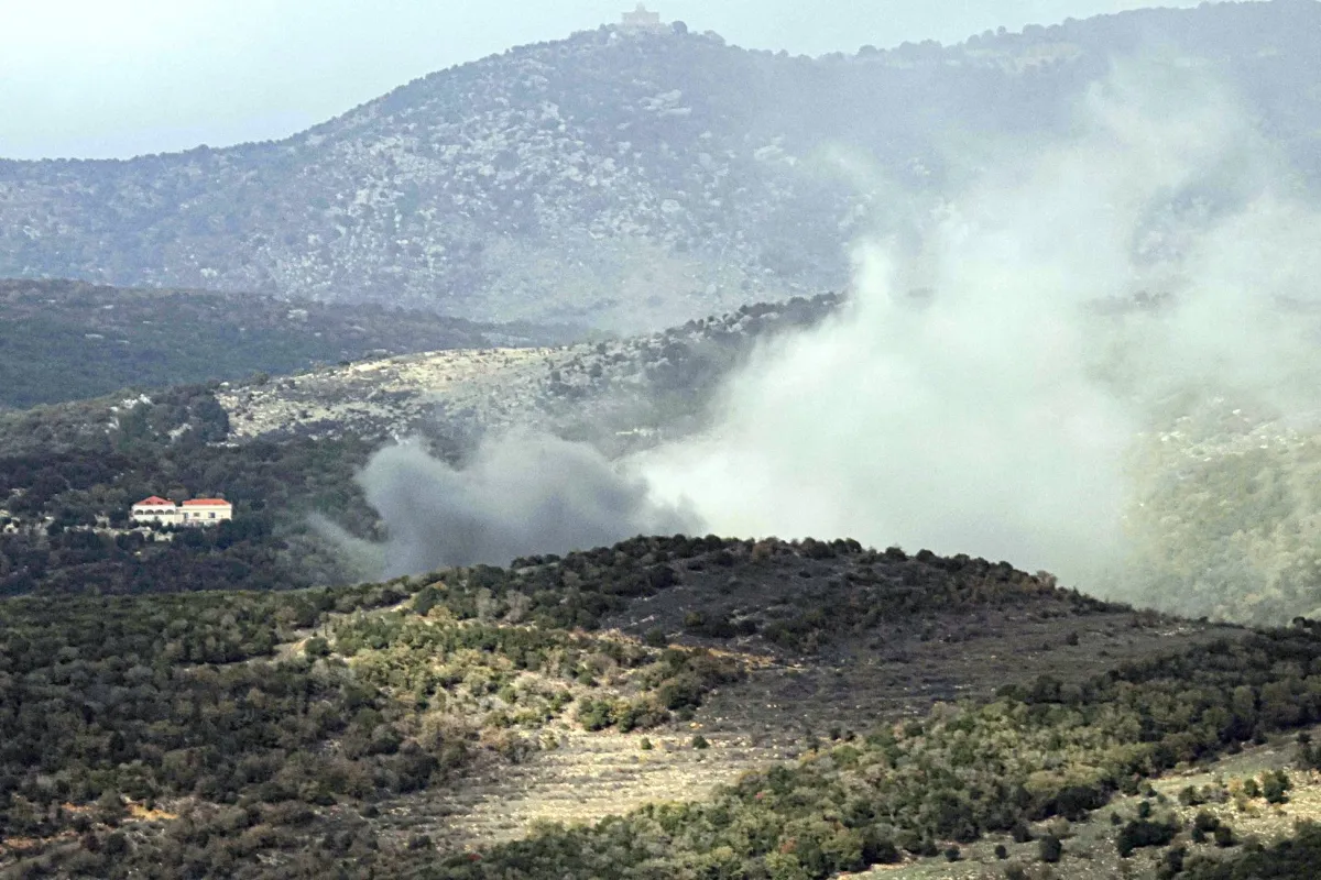 الجيش الإسرائيلي يقصف أهدافاً لـحزب الله في مناطق مختلفة من لبنان
