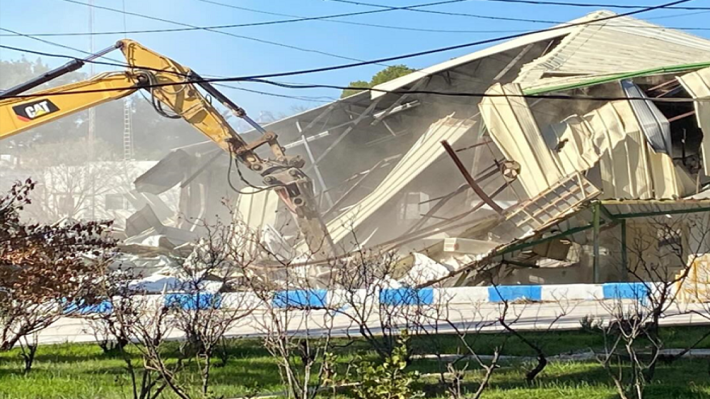 جرافات الاحتلال تهدم منشآت بمقر الأونروا في حي الشيخ جراح بالقدس