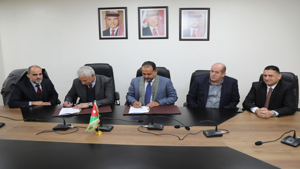 سلطة وادي الأردن : اتفاقية لإنشاء مزارع حمضيات لصالح مصابي الألغام في الشونة الشمالية