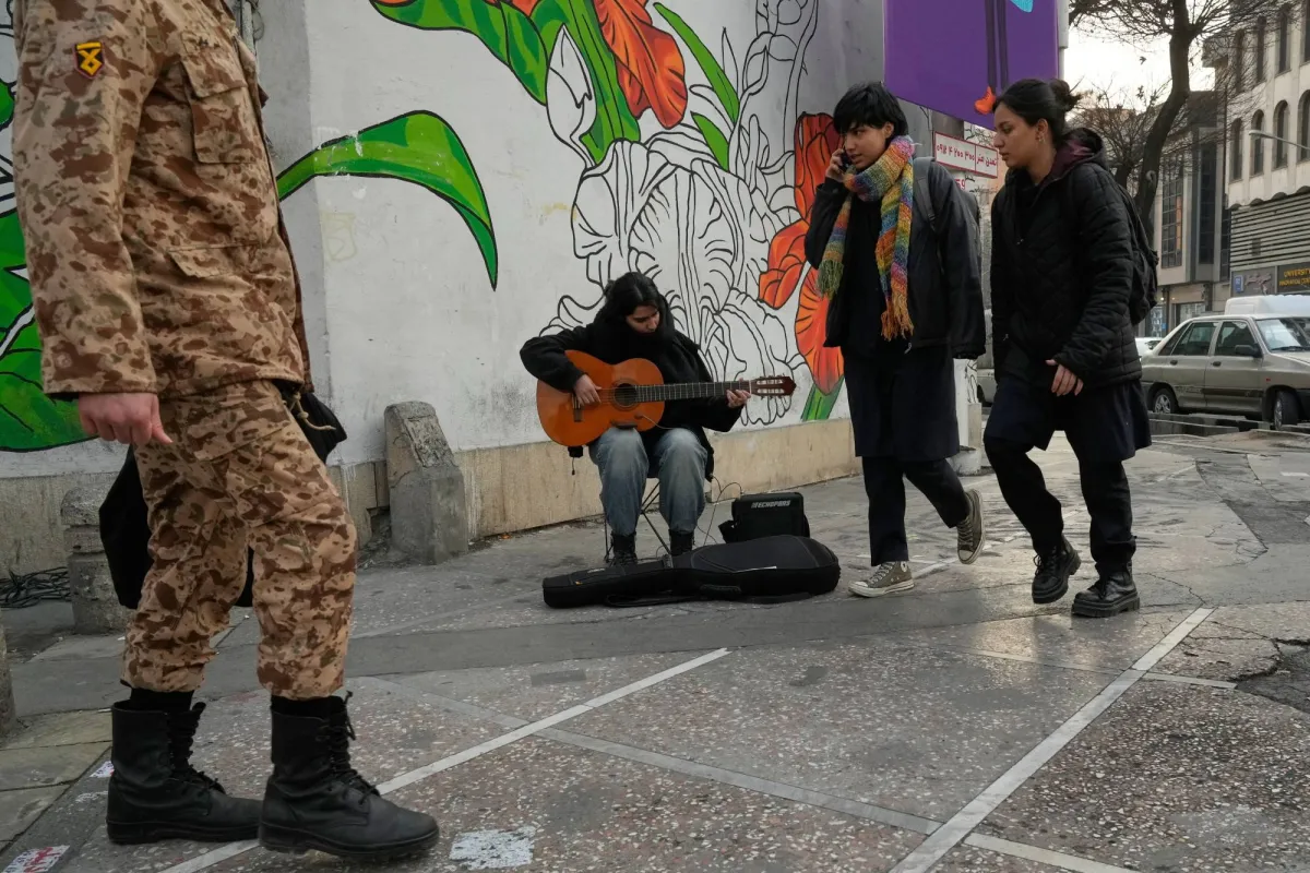 إيطاليا تدعو إلى إدراج الحرس الثوري الإيراني منظمة إرهابية