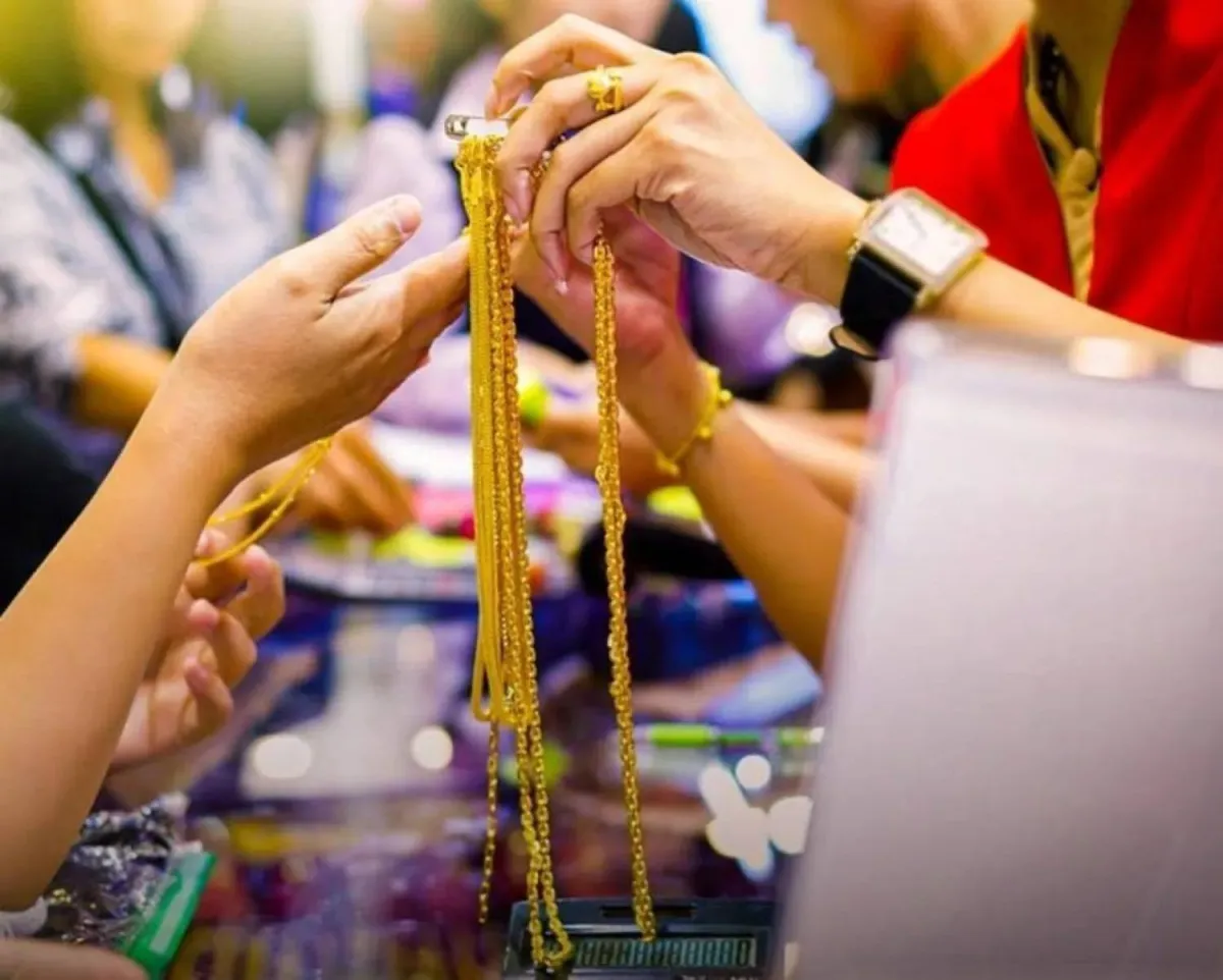 تذبذب سعر الذهب يُربك مصريين يبحثون عن «الادخار الآمن»