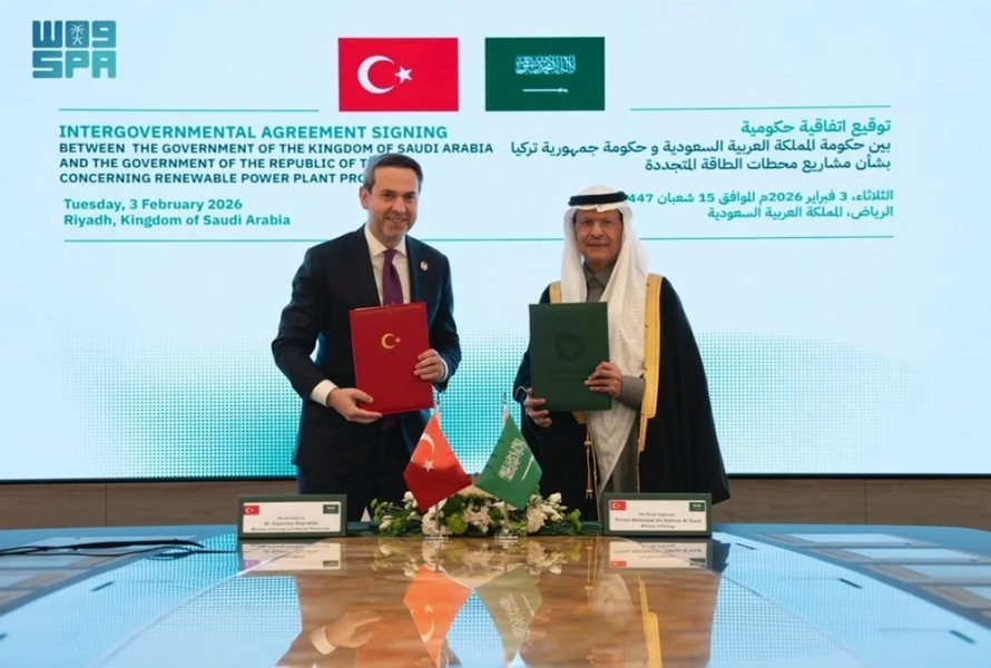 تركيا والسعودية توقعان اتفاقية طاقة بملياري دولار خلال زيارة أردوغان