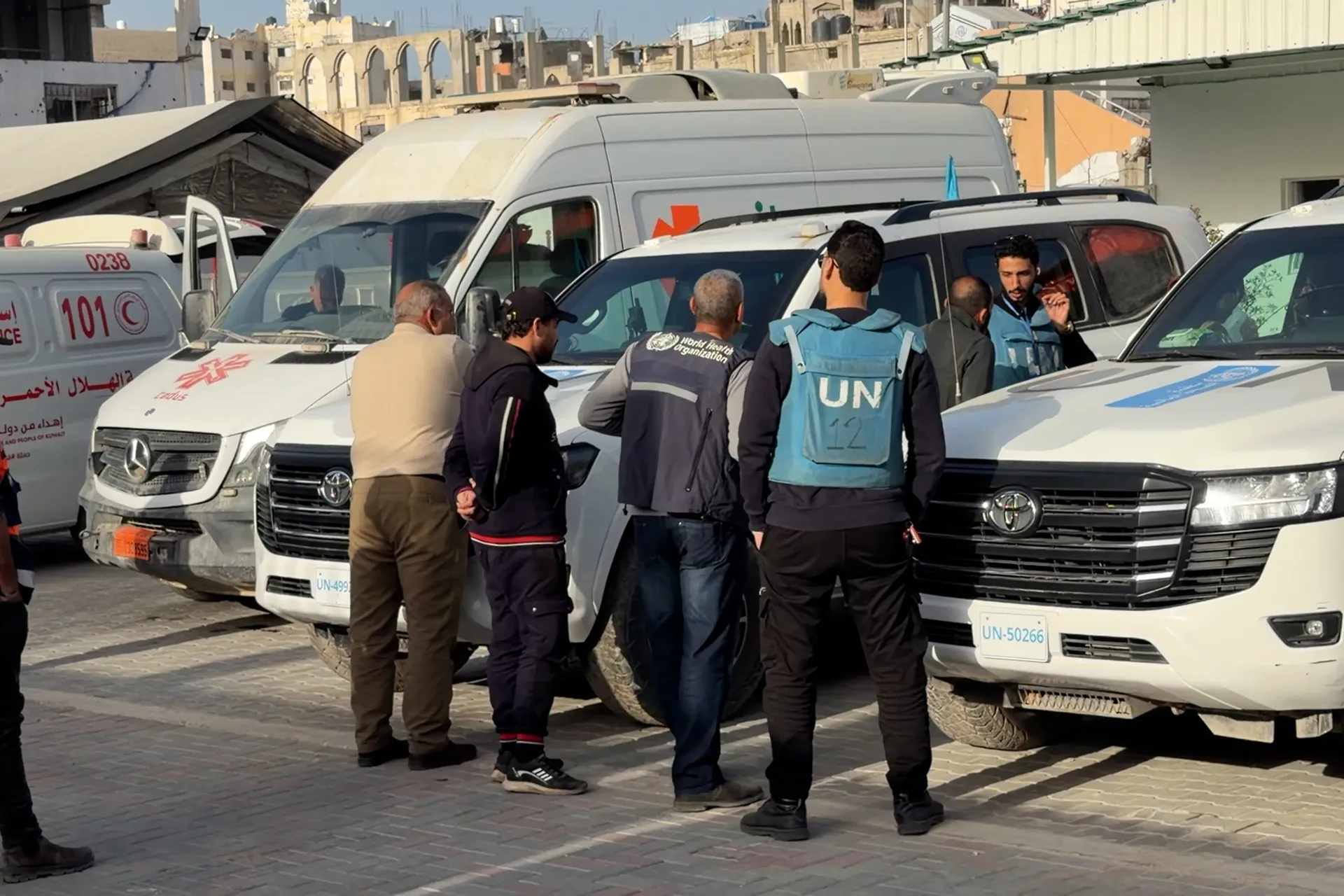 بين الامل والياس: معاناة جرحى غزة على بوابات معبر رفح