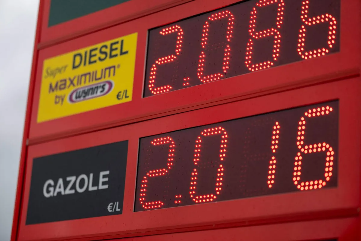 مخاوف من موجة تضخم عالمية جديدة مع ارتفاع أسعار الديزل