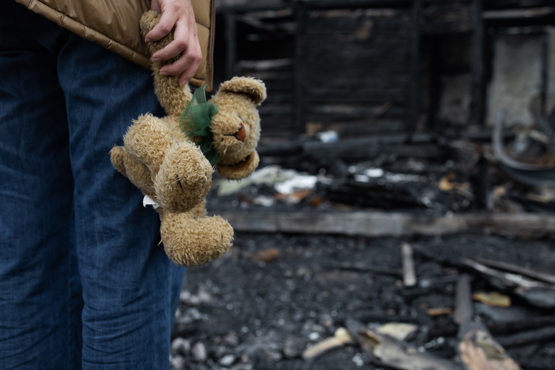 صدمات الحروب.. كيف تحمي نفسية طفلك في مناطق النزاع؟