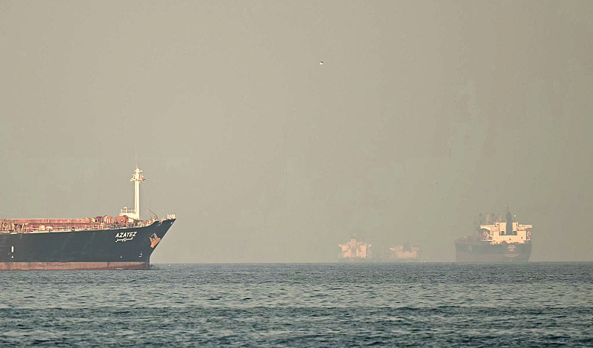 مضيق هرمز يشعل أسعار النفط ويُربك أسواق الطاقة العالمية