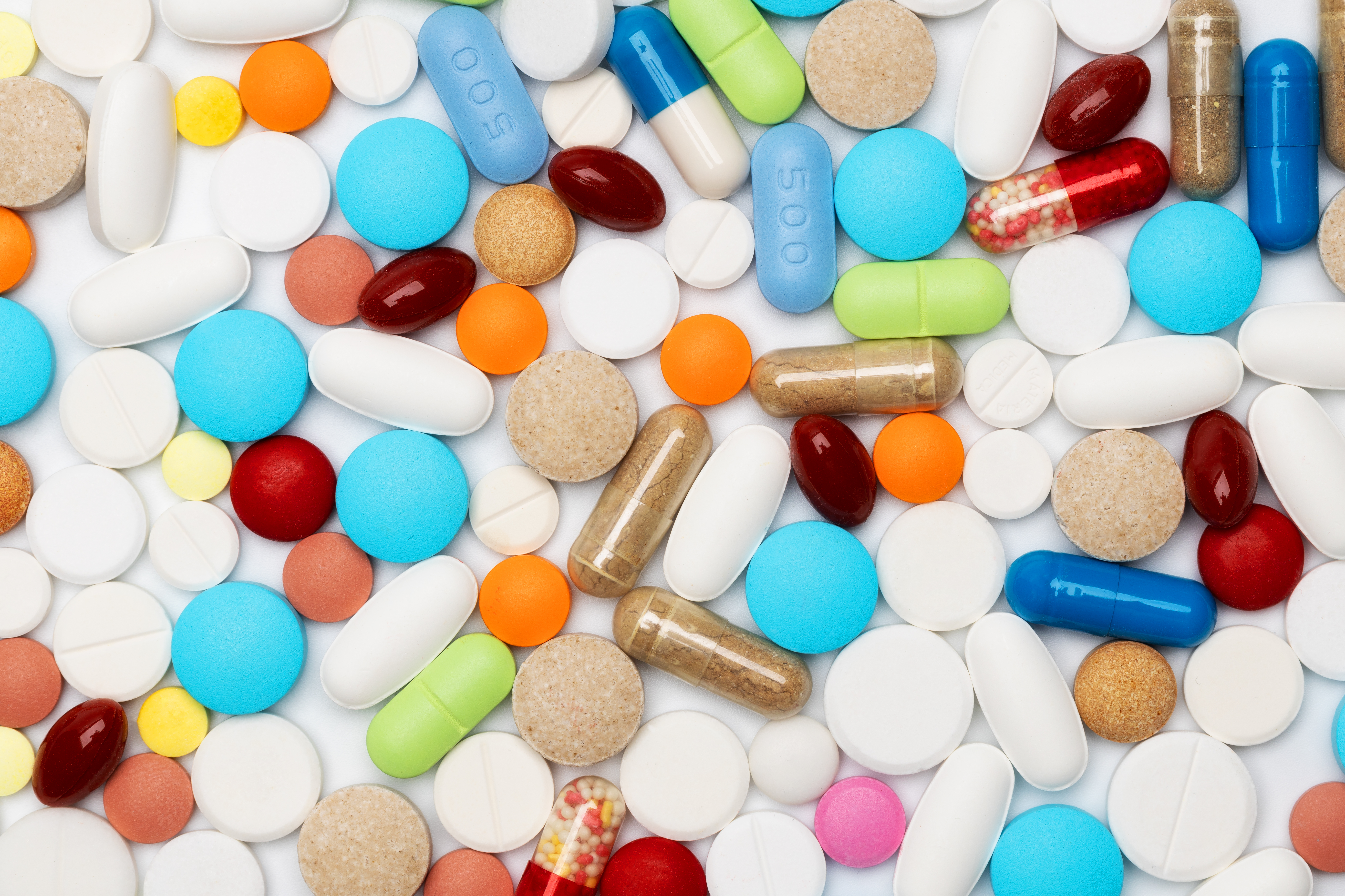 احذر.. أدوية شائعة في خزانتك قد تضرك دون أن تدري