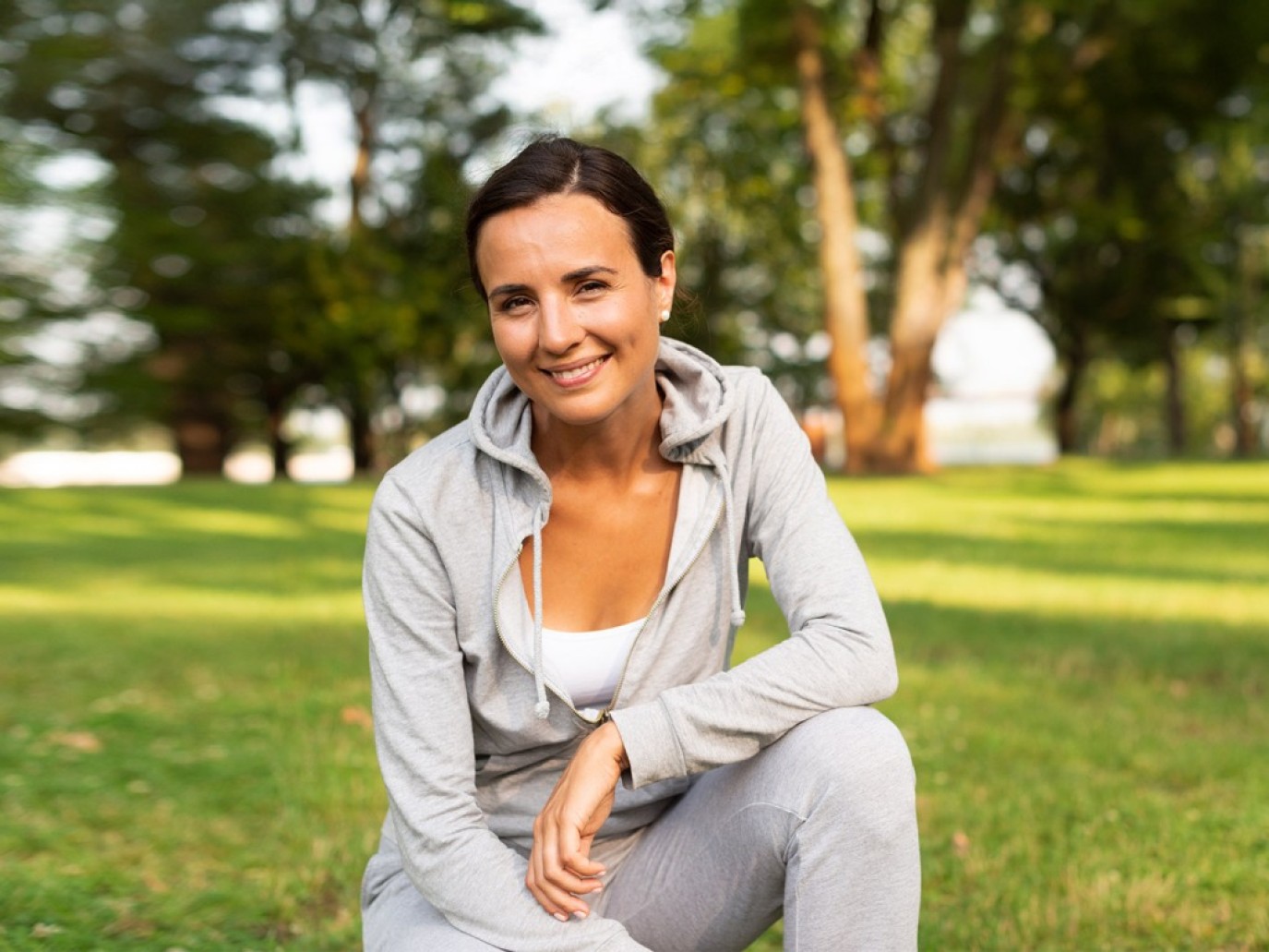 صحة المرأة بعد الأربعين: نصائح غذائية للحفاظ على الرشاقة والطاقة