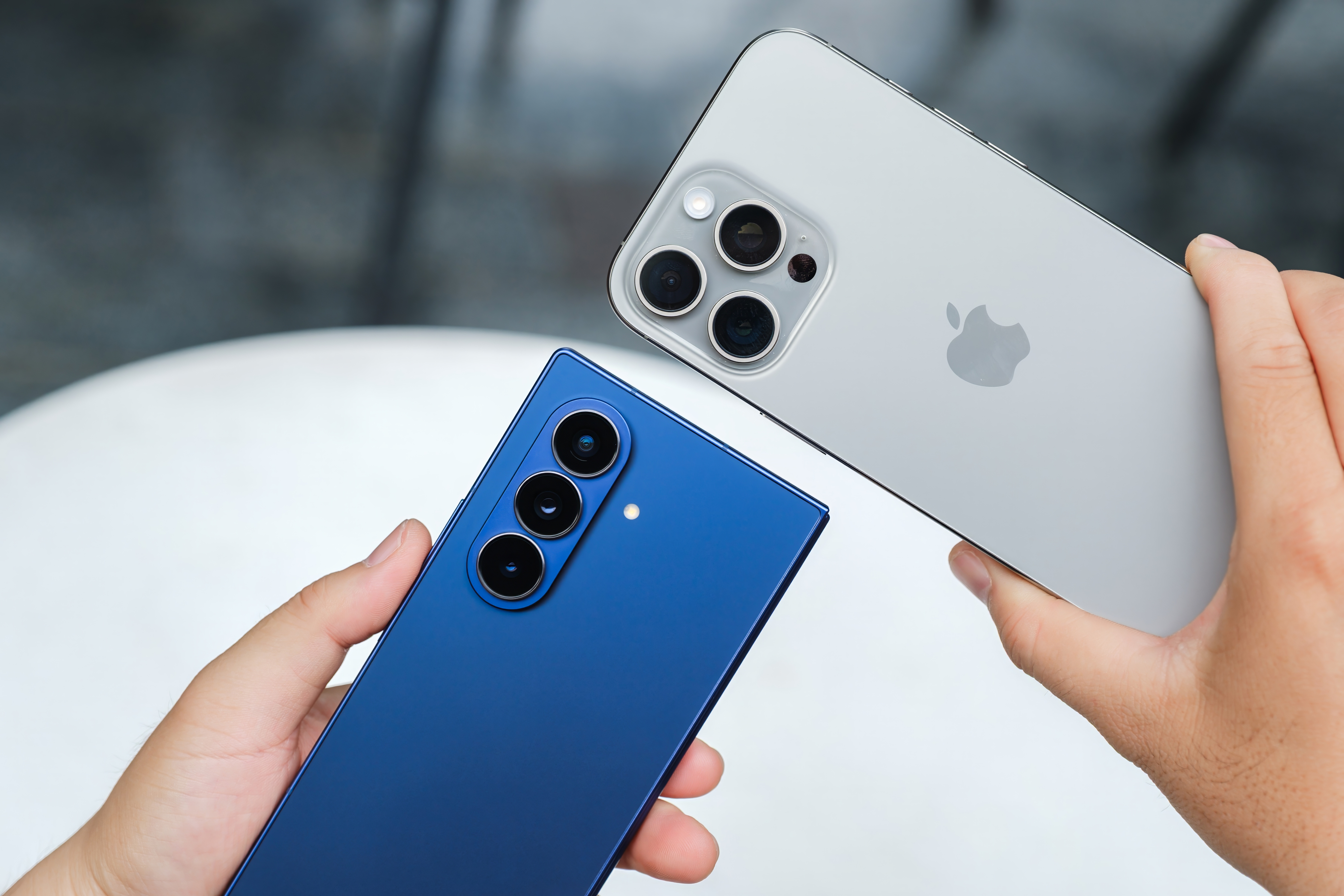 دليل شامل لنقل بياناتك بسهولة من آيفون إلى سامسونغ