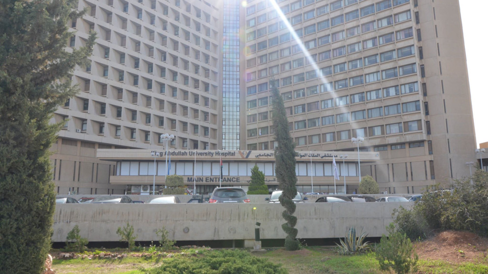 دخان يتصاعد بمستشفى الملك عبدالله المؤسس في اربد.. تفاصيل ما حدث