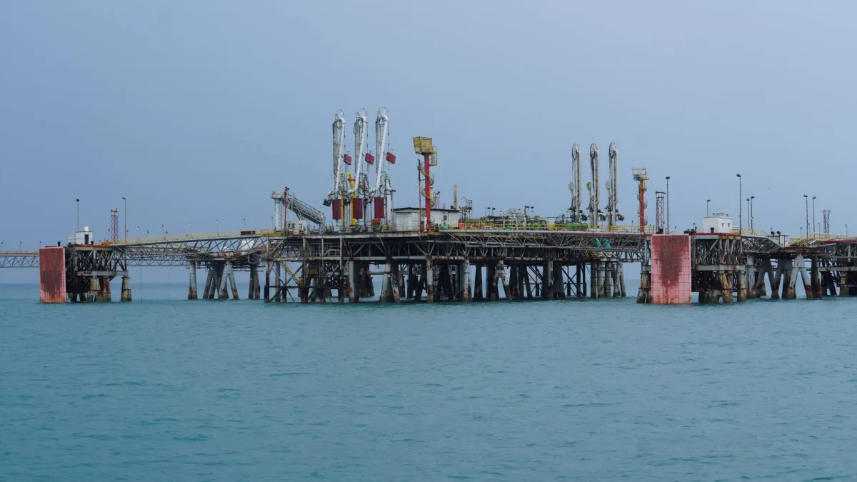 العراق يبحث حلولا لتصدير النفط في ظل التحديات الإقليمية