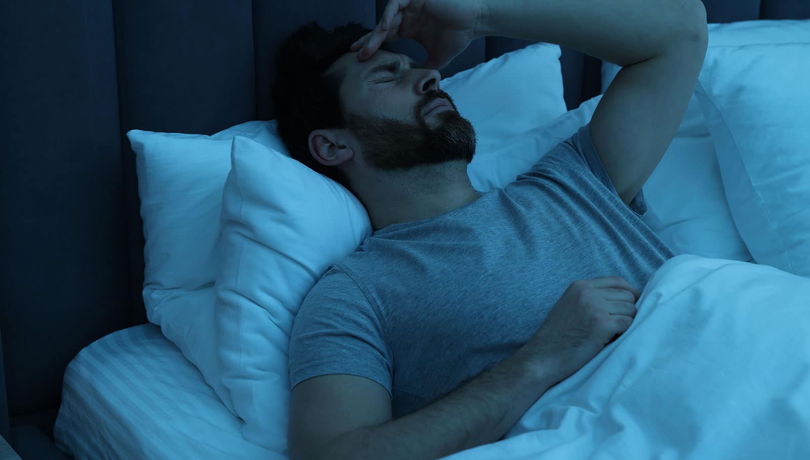 هل يمكن تخزين النوم لمواجهة الإرهاق؟ دراسات تكشف الحقيقة