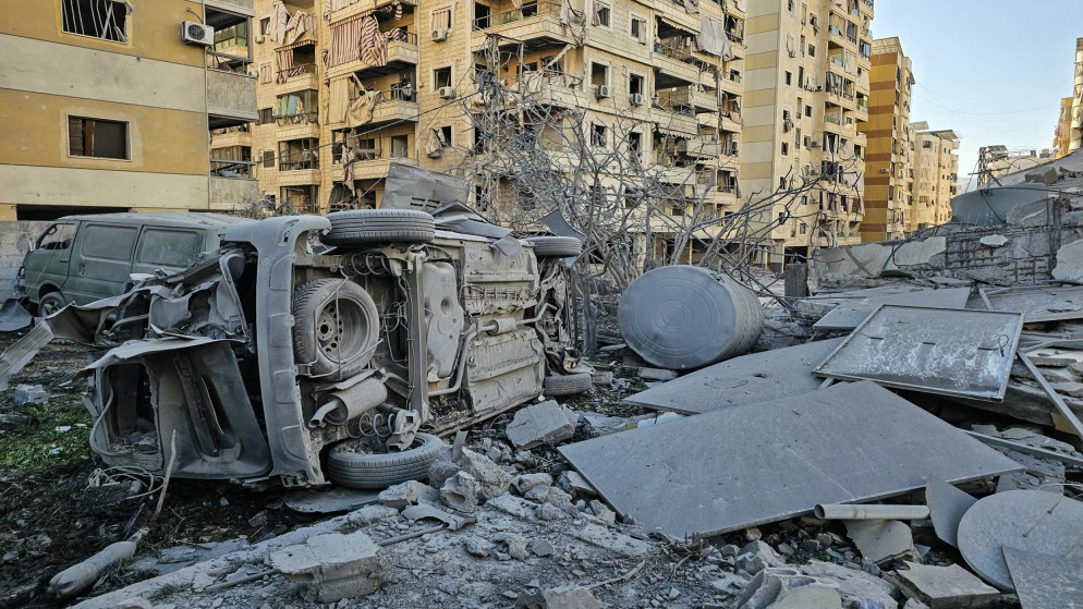 تصعيد محتمل: وزير الدفاع الإسرائيلي يهدد بتوسيع العمليات في لبنان