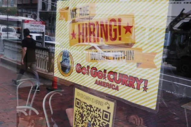 تراجع طلبات إعانة البطالة في أمريكا يثير تساؤلات حول سوق العمل