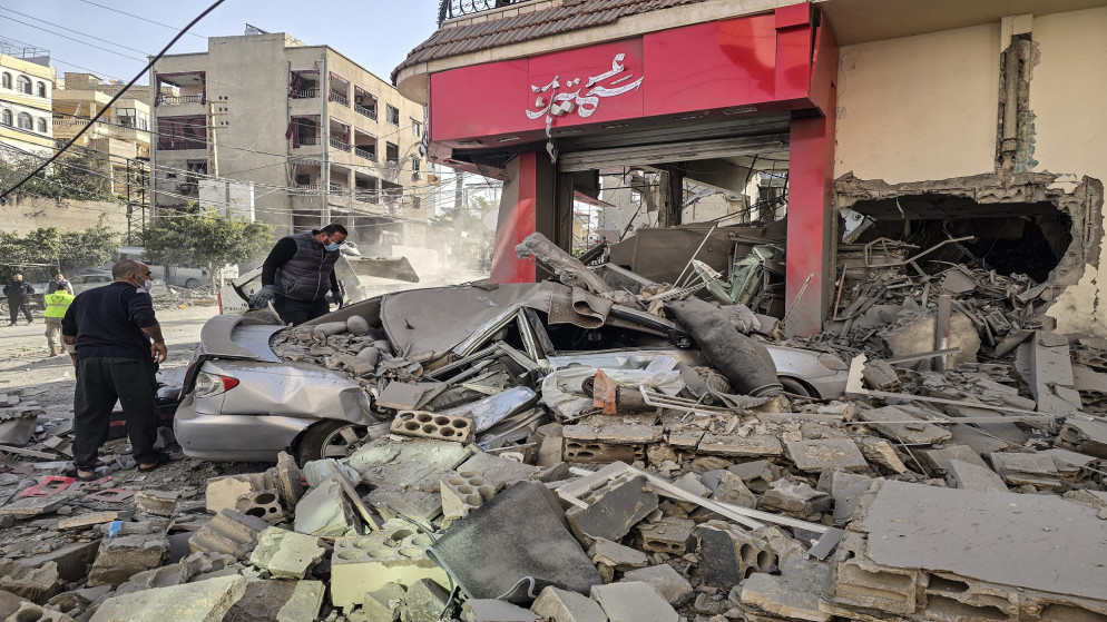 لبنان يستعد لمباحثات مع اسرائيل بوساطة فرنسية لوقف التصعيد