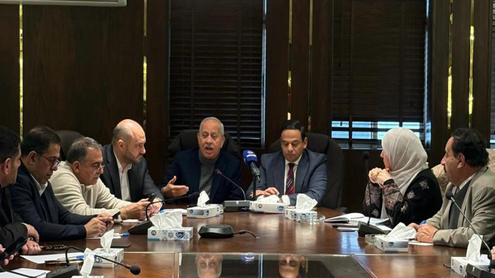 الجغبير يشدد على أهمية استقرار الطاقة للمصانع وتوفير بدائل مستدامة