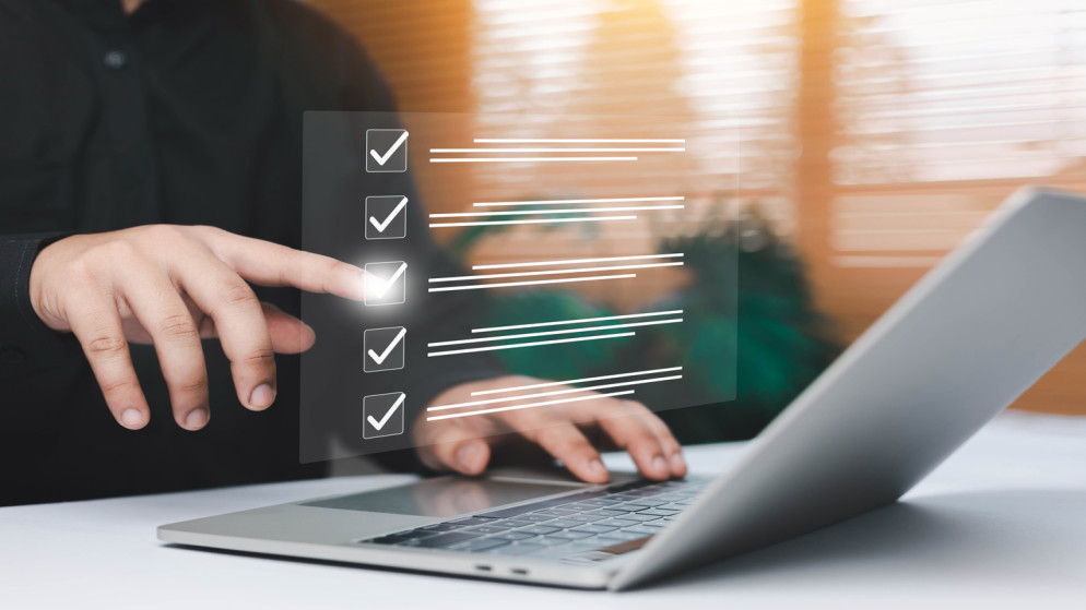 استطلاع دوام 4 ايام بالقطاع العام يقترب من نهايته وتقييم للنتائج