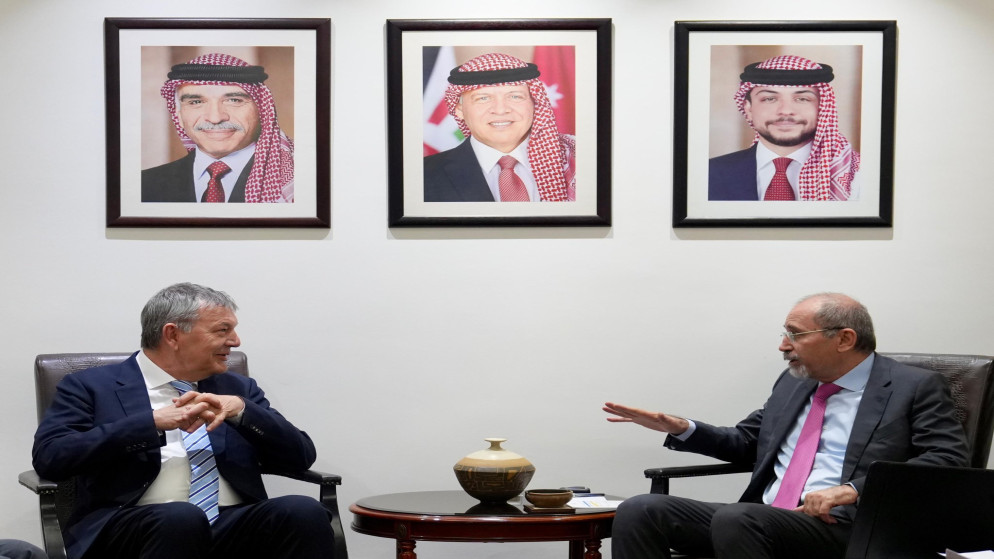 الصفدي يثمن الدور الانساني للاونروا في دعم غزة