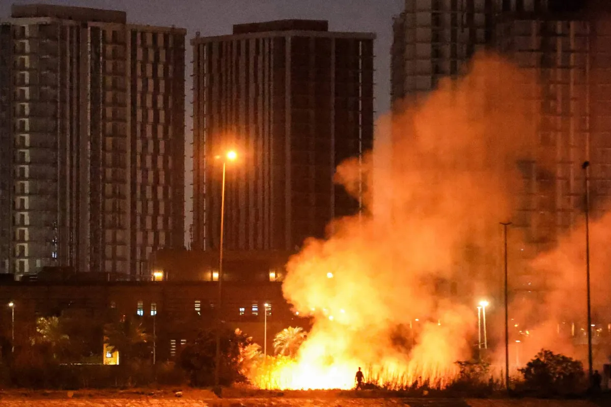 تصاعد التوتر في بغداد استهداف جديد لمنشأة دبلوماسية اميركية