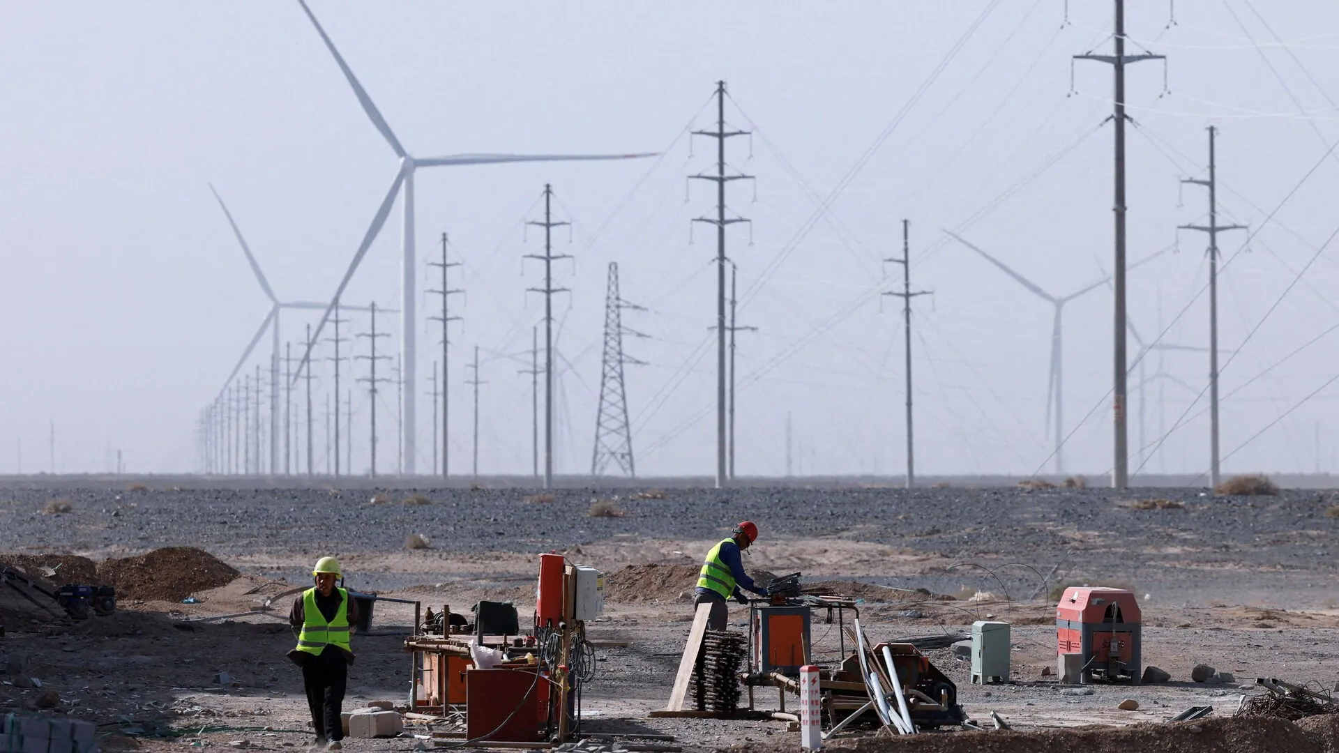 الصين تتحرك استراتيجيا لتامين امدادات الطاقة في ظل التوترات العالمية