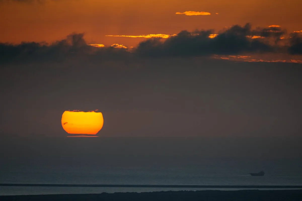 قفزة لافتة لاسواق الامارات بدعم من انفراجة في ملف الطاقة