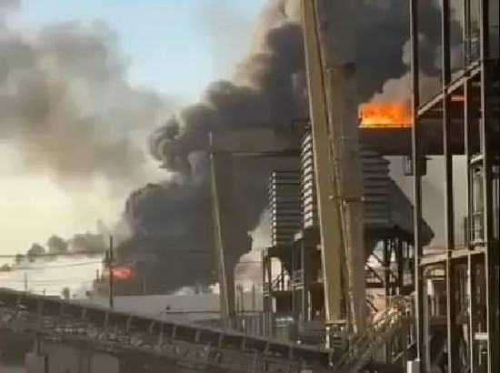 دوي انفجار يهز تكساس وإصدار أوامر بالإيواء في المنازل