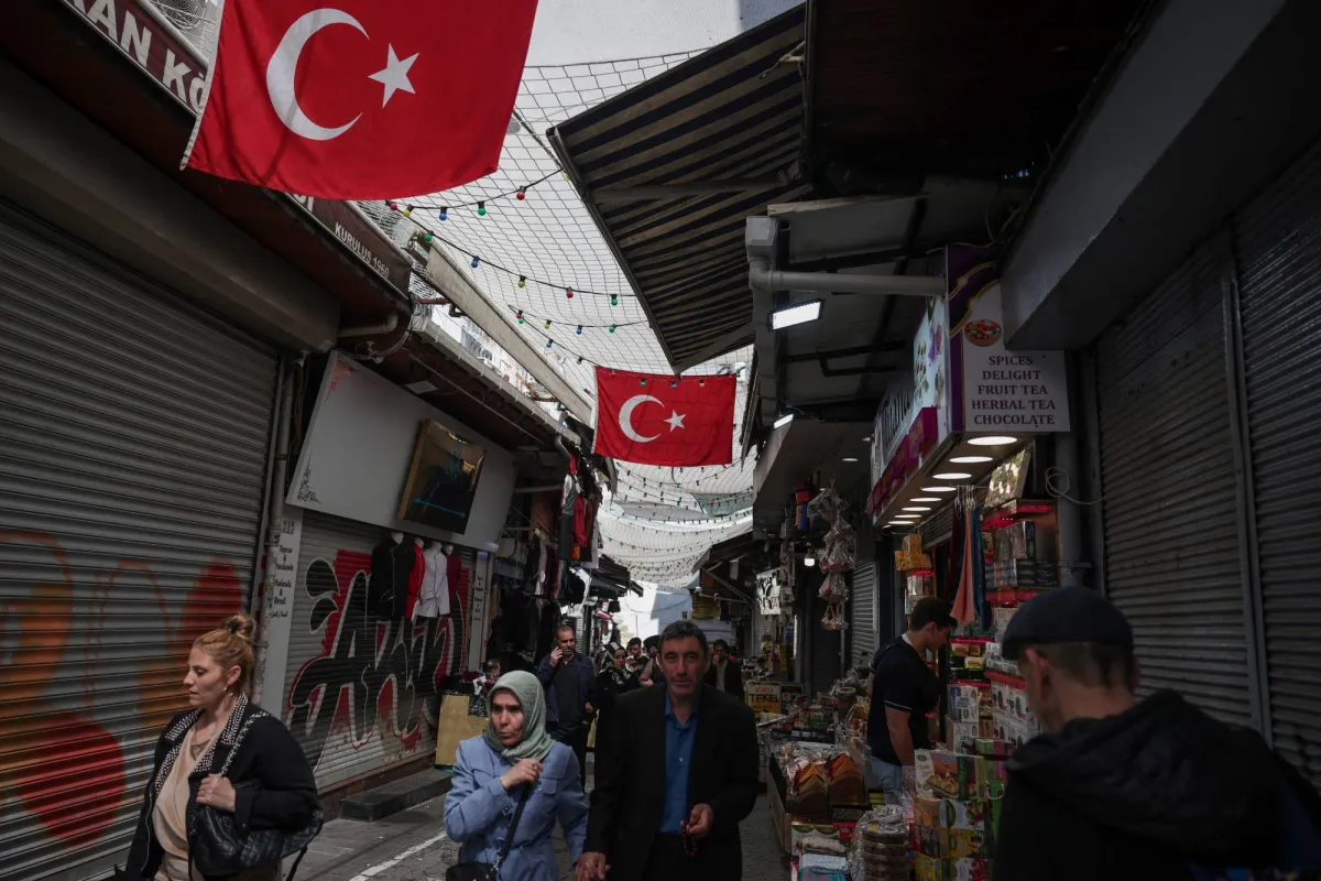 توقعات بتصاعد التضخم في تركيا رغم جهود المركزي لكبح جماحه