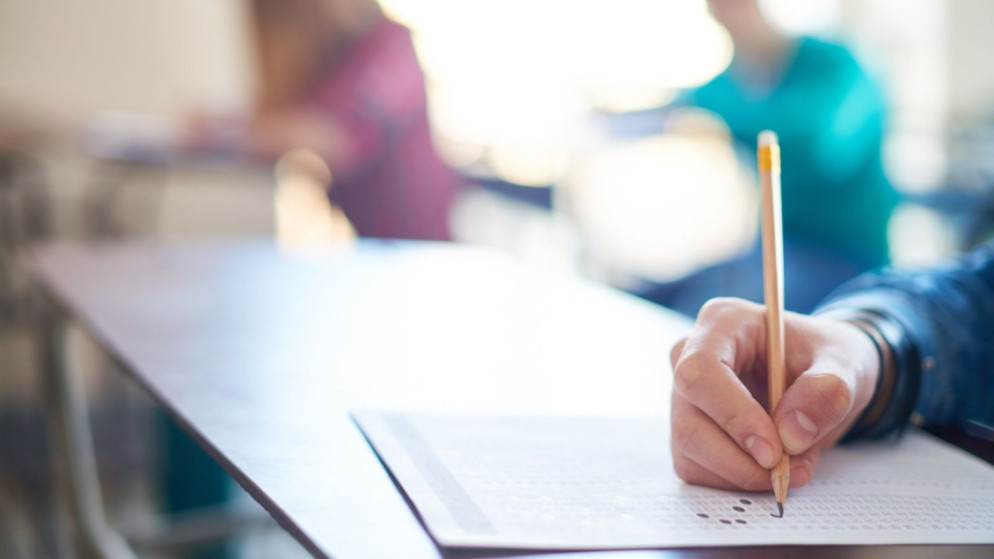 التربية تحدد موعد انتهاء التسجيل لامتحان التوجيهي