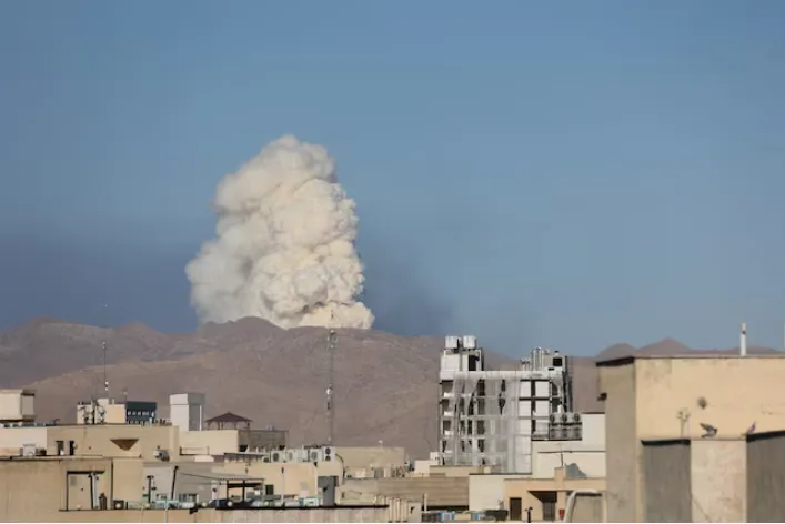 مساع مصرية تركية باكستانية لاخماد الحرب وتهدئة التصعيد بين ايران وامريكا