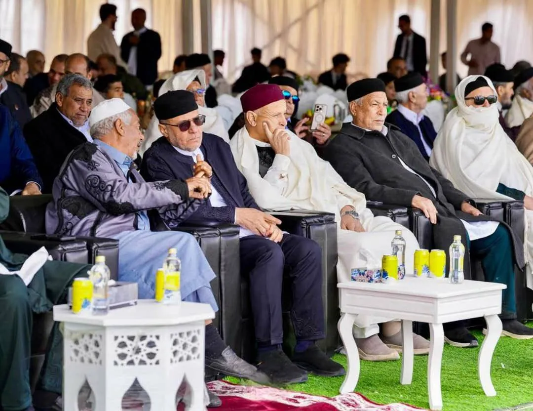 تهدئة التوتر في غريان الليبية بعد مناوشات مسلحة وتفقد حفتر لقوات الجيش