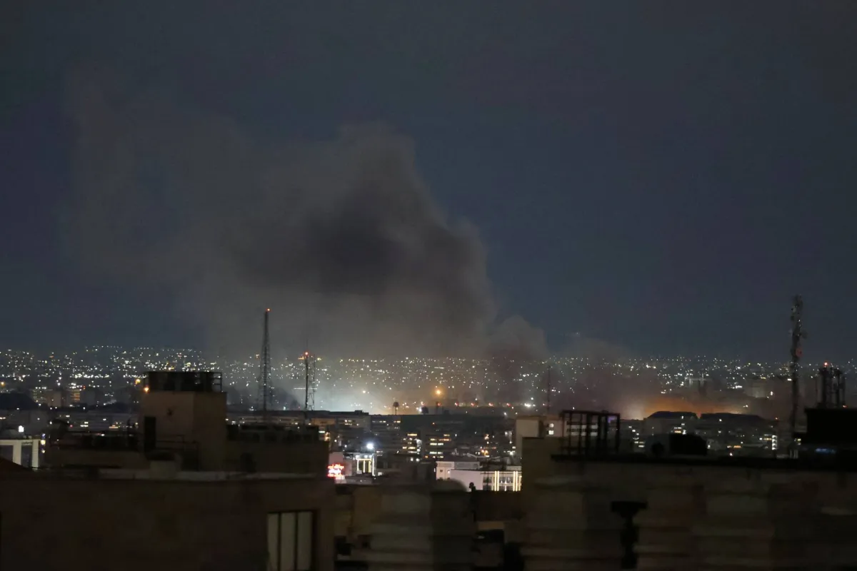 تصعيد في طهران: ضربات جوية تستهدف مواقع انتاج الصواريخ