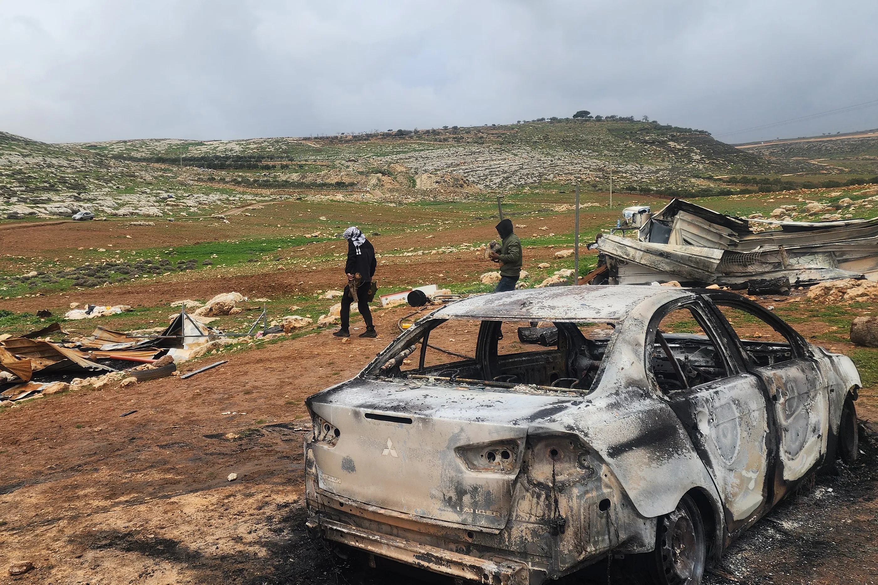 تحذير اسرائيلي من عنف المستوطنين وتداعياته على مكانة تل ابيب الدولية