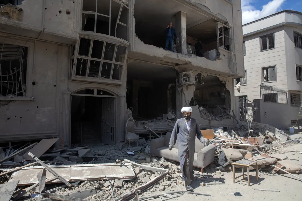 تصدع القيادة يعطل القرار في طهران وسط تصاعد التوترات