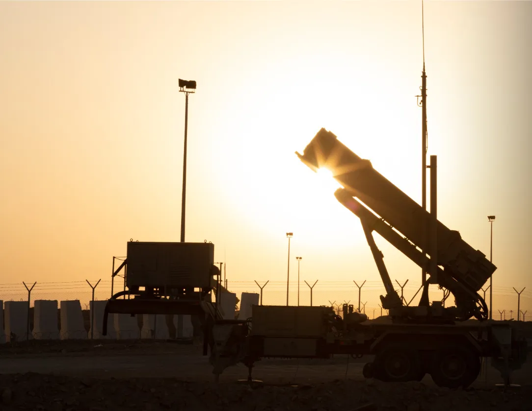 تصاعد التوترات: الخليج يتصدى للاعتداءات ويؤكد على دوره في أي اتفاق أمني