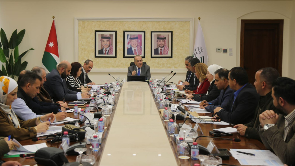 وزير الاشغال يدعو لرفع الجاهزية لمواجهة الظروف الطارئة