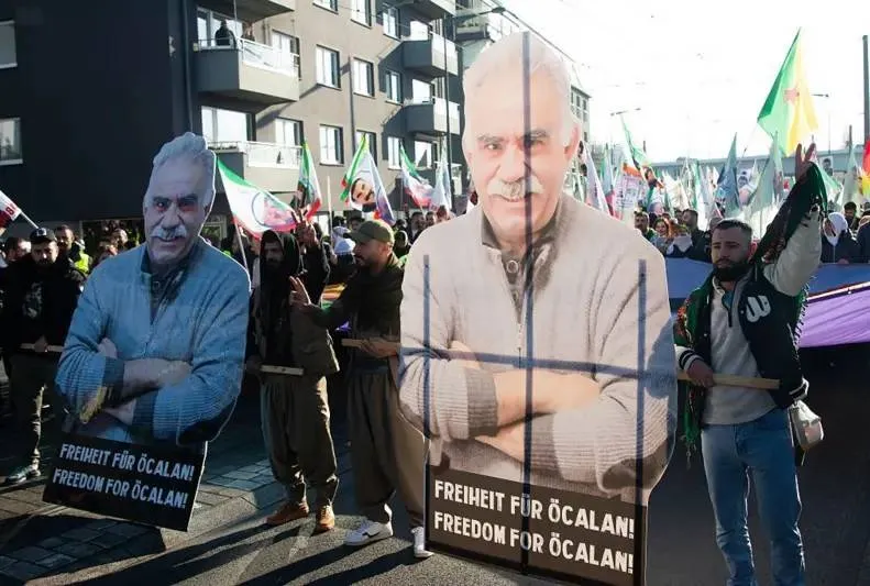 غموض يلف وضع أوجلان: تصريحات متضاربة حول مجمع سكني جديد في إيمرالي